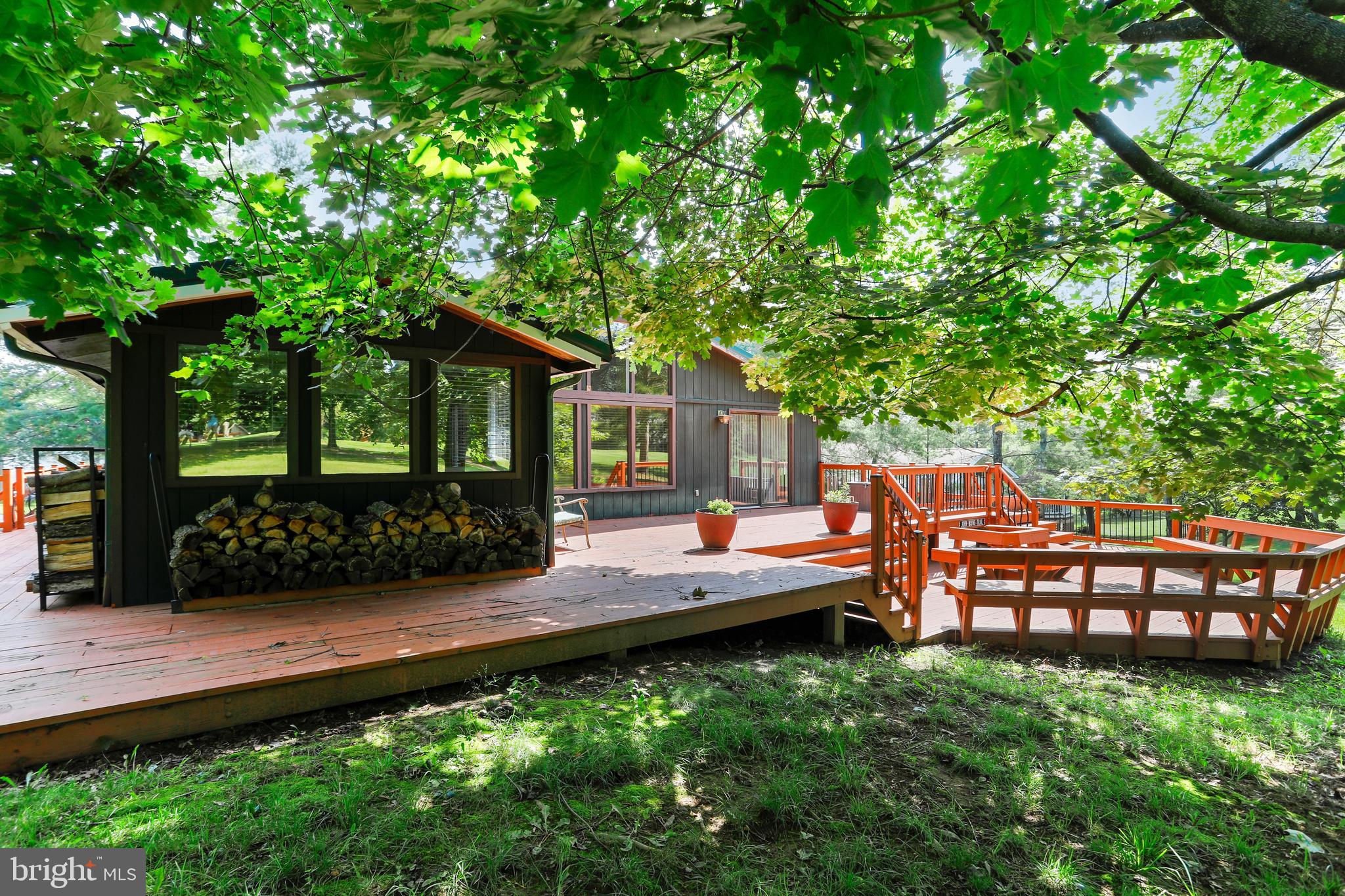 THE WOODS - Residential