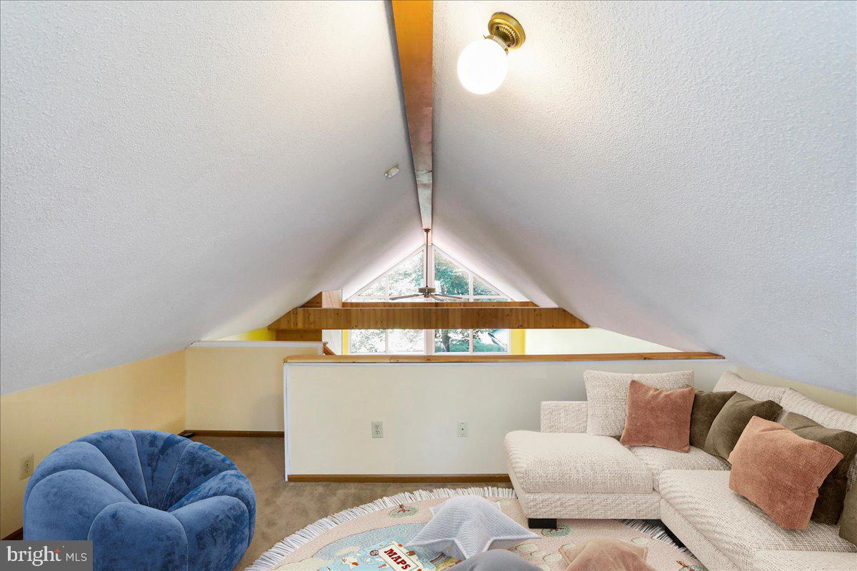 THE WOODS - Residential