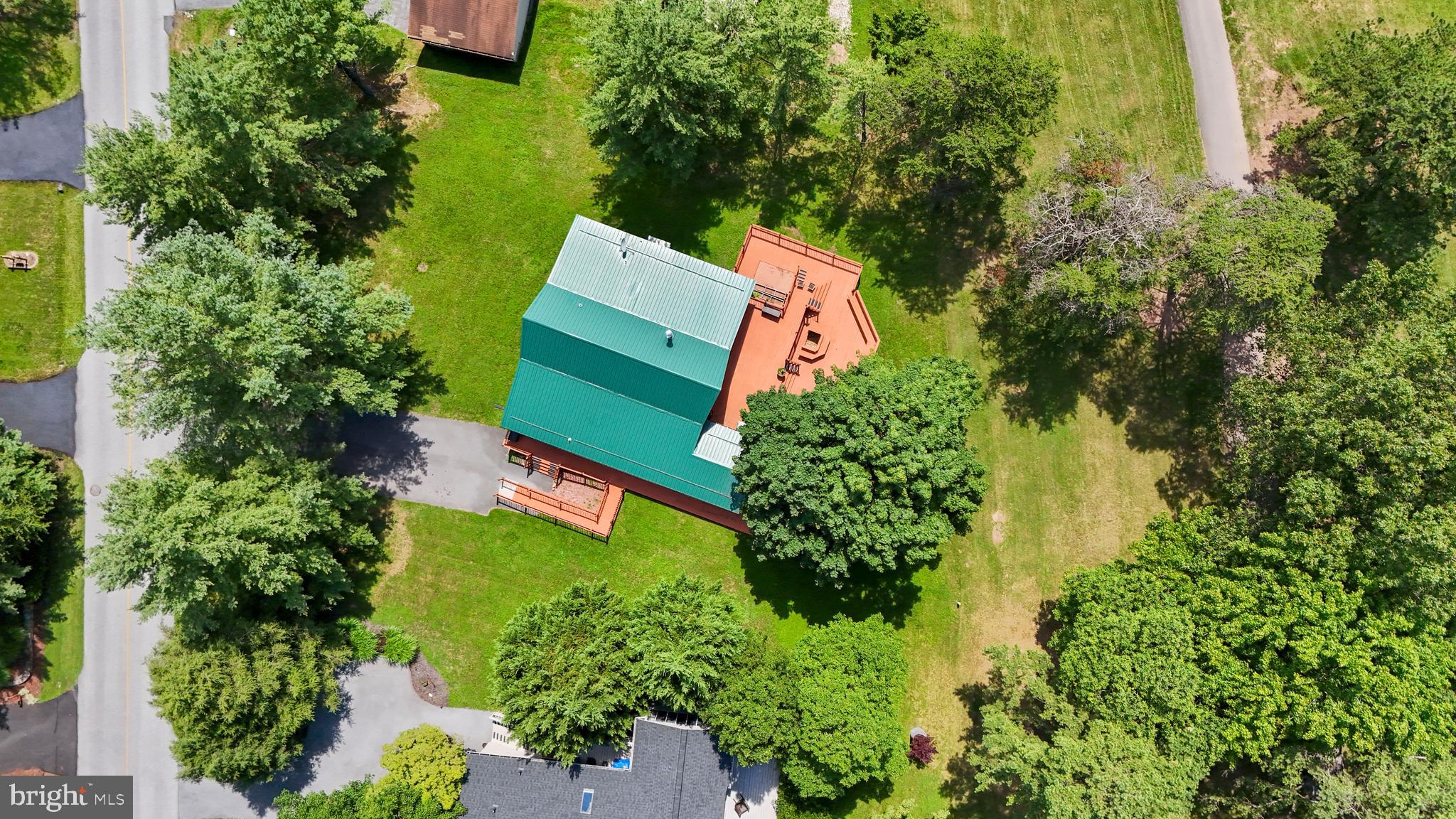 THE WOODS - Residential