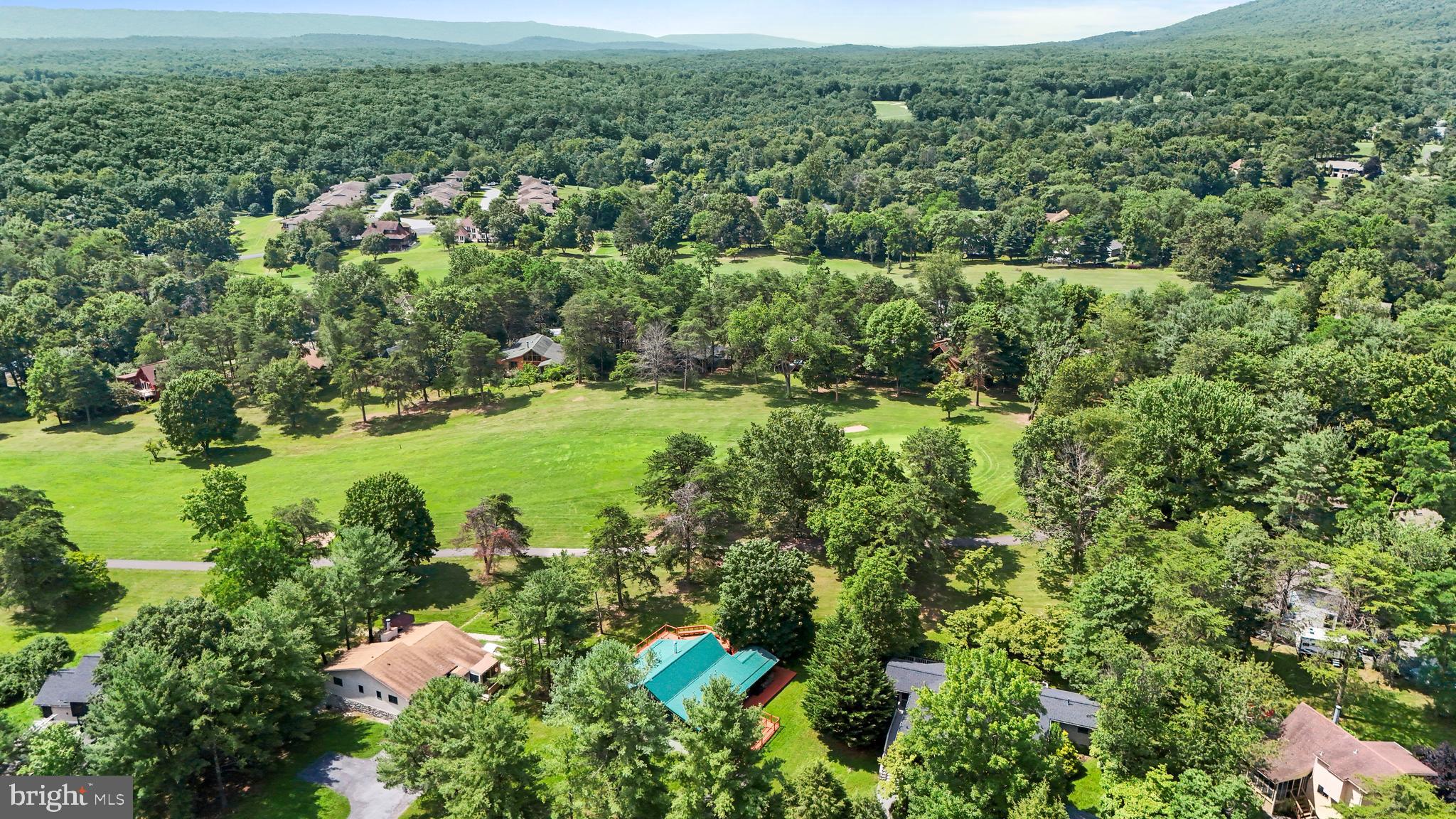 THE WOODS - Residential