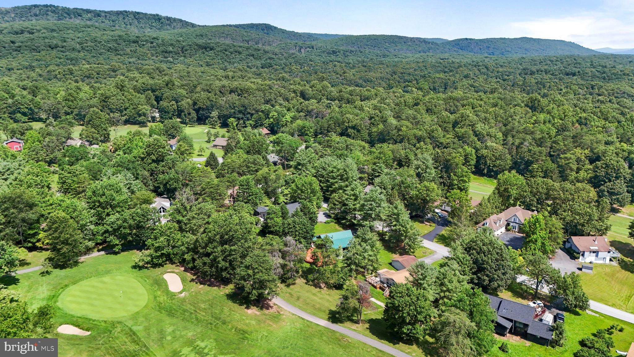 THE WOODS - Residential