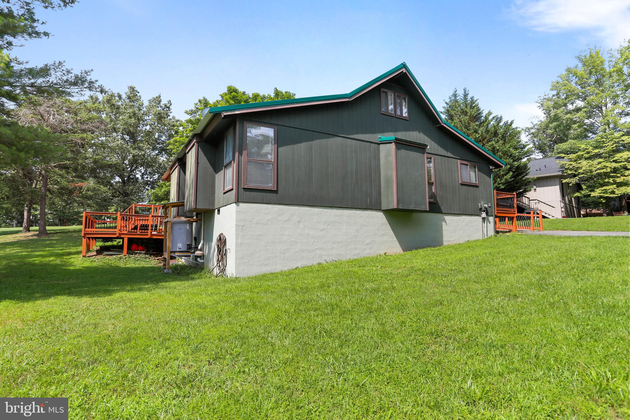 THE WOODS - Residential