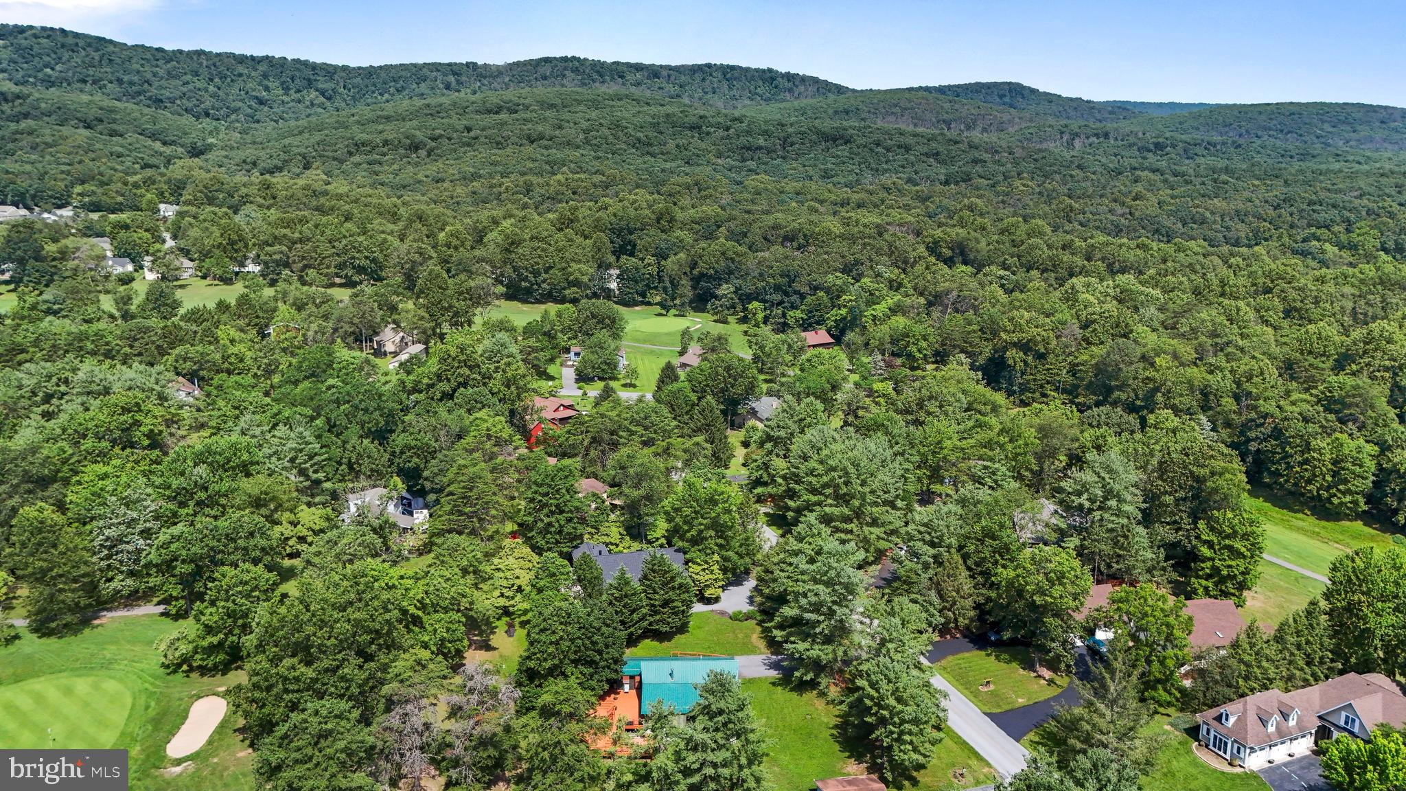 THE WOODS - Residential