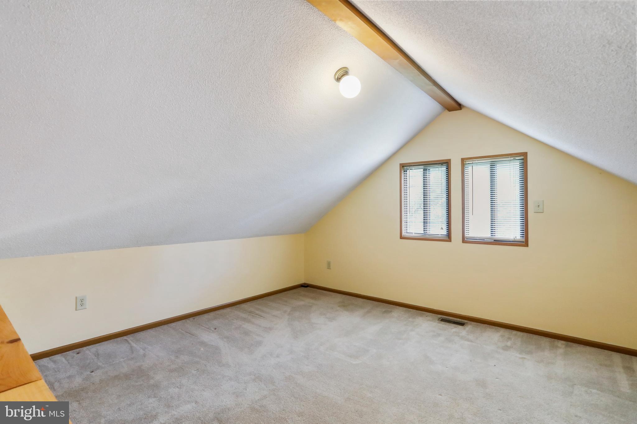 THE WOODS - Residential