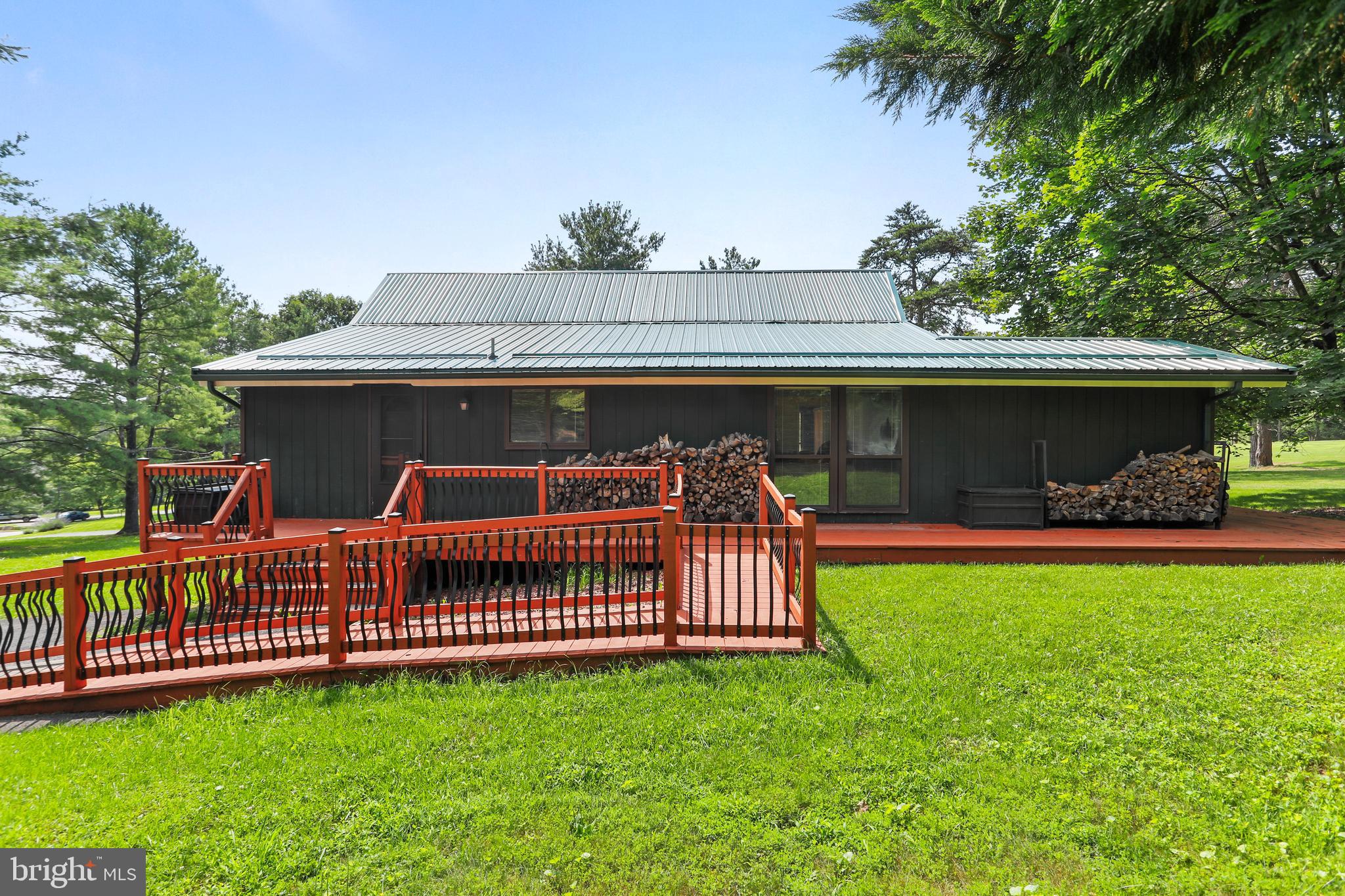 THE WOODS - Residential