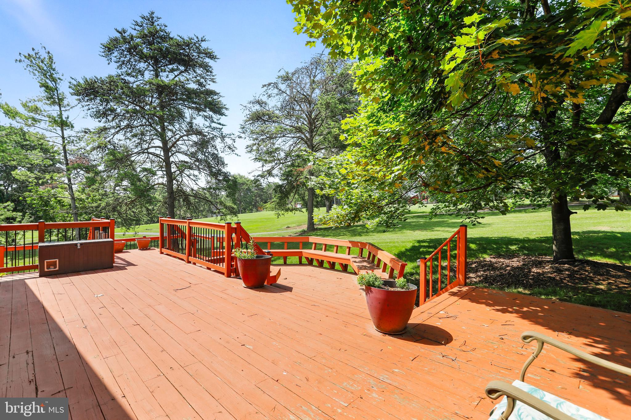 THE WOODS - Residential