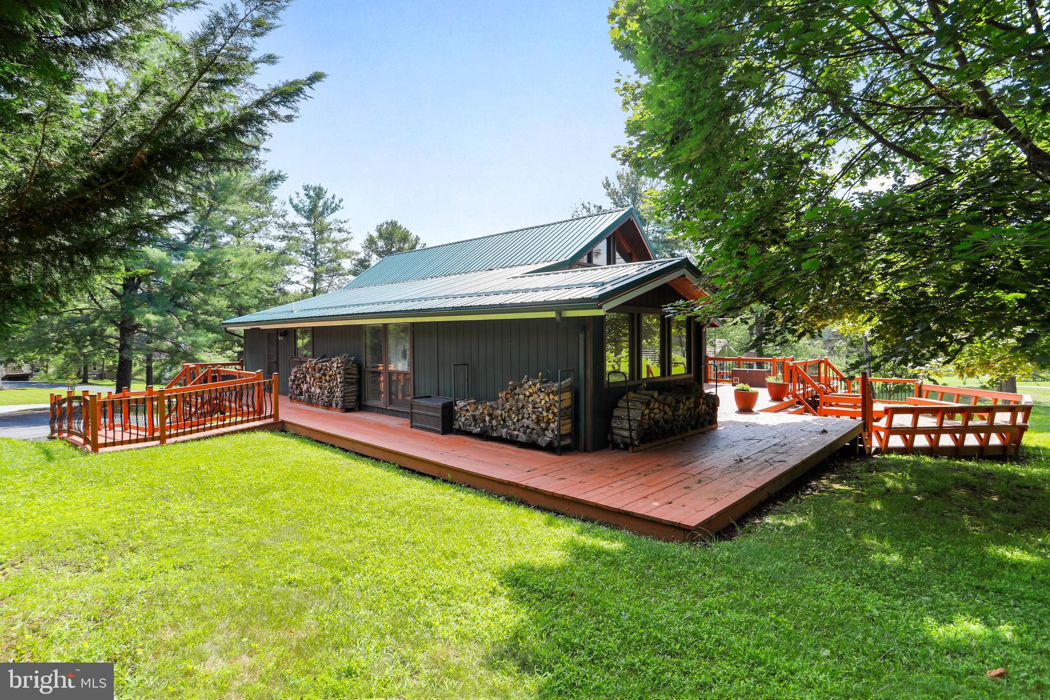 THE WOODS - Residential