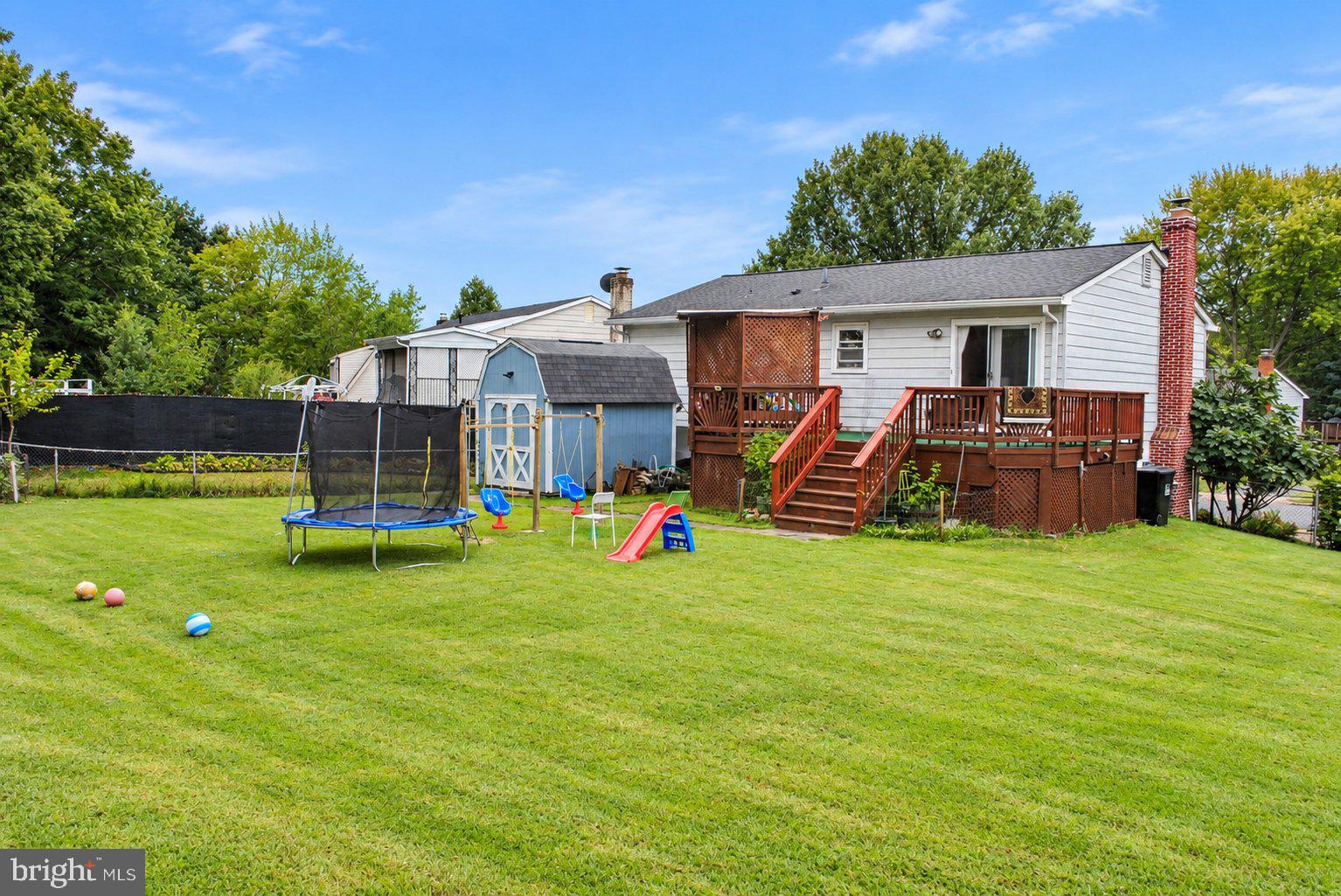 13887 MONTOCLAIR LANE