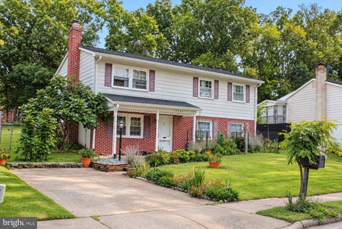 Photo of 13887 Montoclair Lane, WOODBRIDGE, VA 22193 (MLS # VAPW2131422)