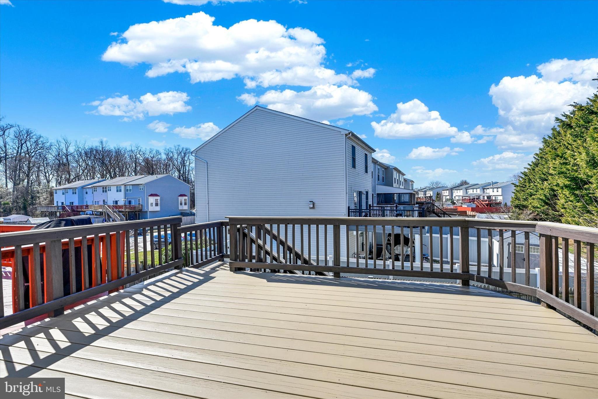 CARROLLWOOD MANOR - Residential