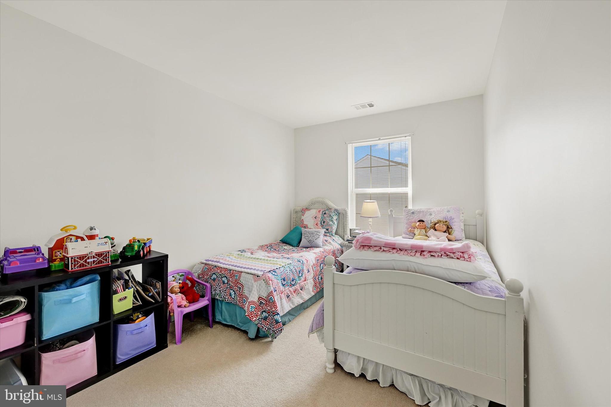 CARROLLWOOD MANOR - Residential