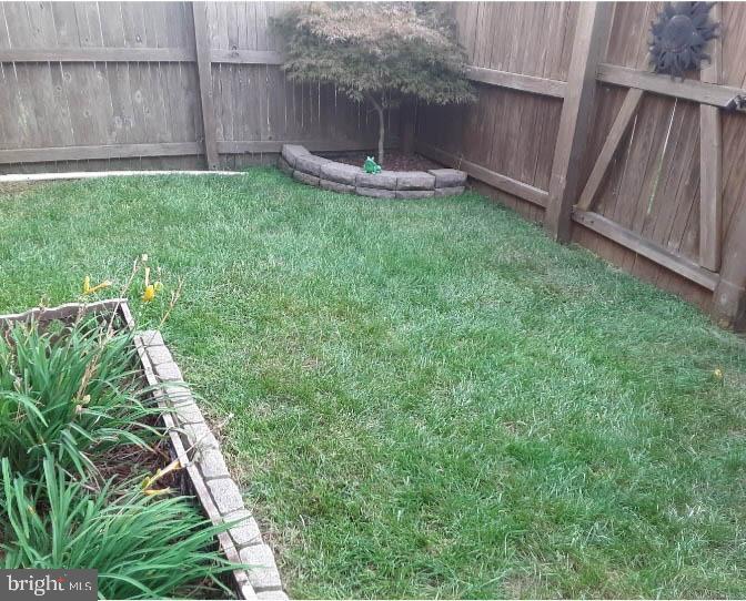 CARROLLWOOD MANOR - Residential