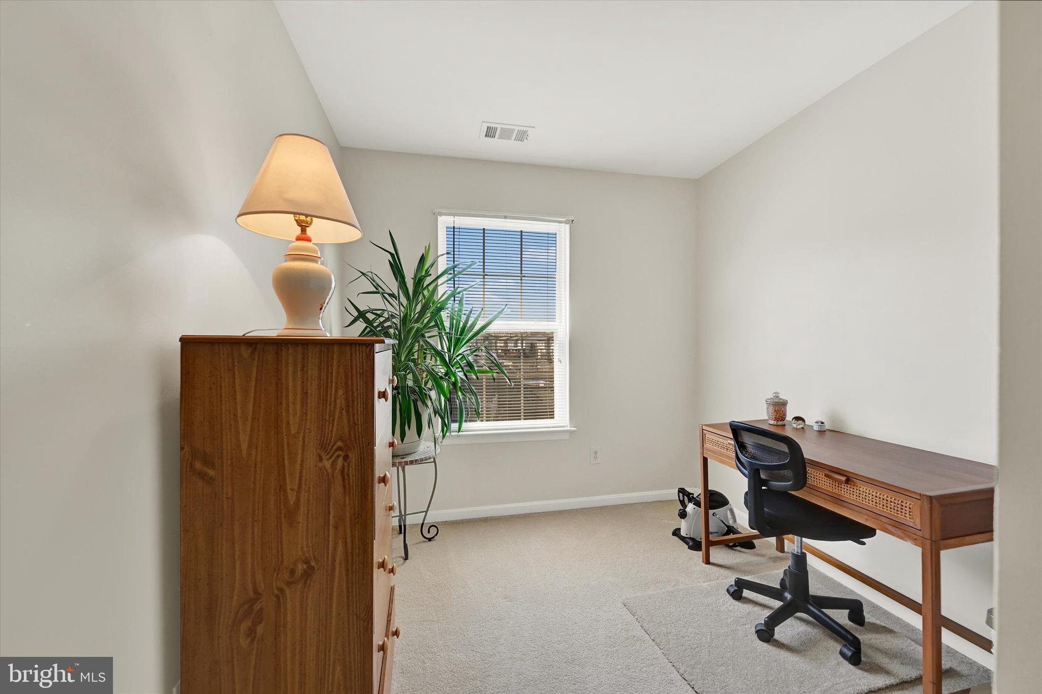 CARROLLWOOD MANOR - Residential