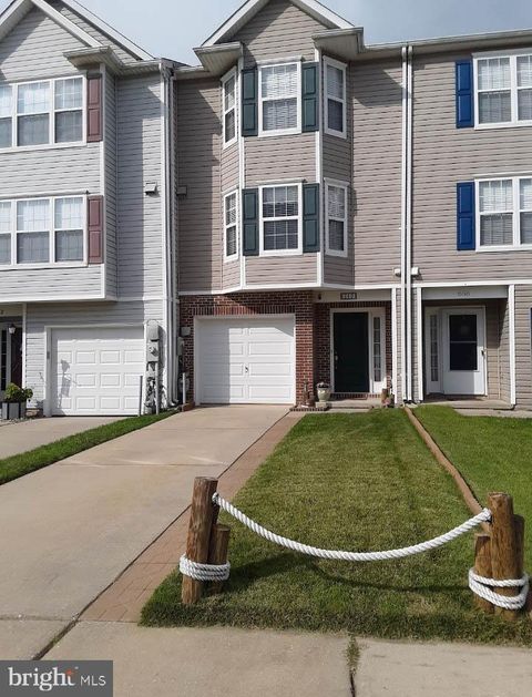 Photo of 660 Hunting Fields Road, MIDDLE RIVER, MD 21220 (MLS # MDBC2153590)