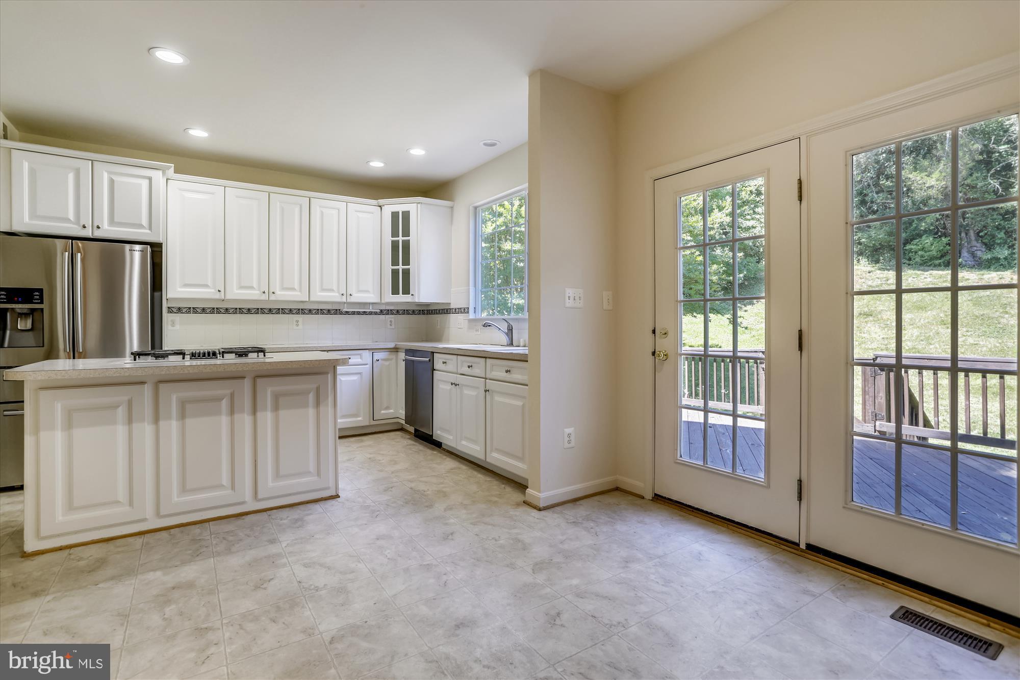 FRANKLIN MEADOWS - Residential