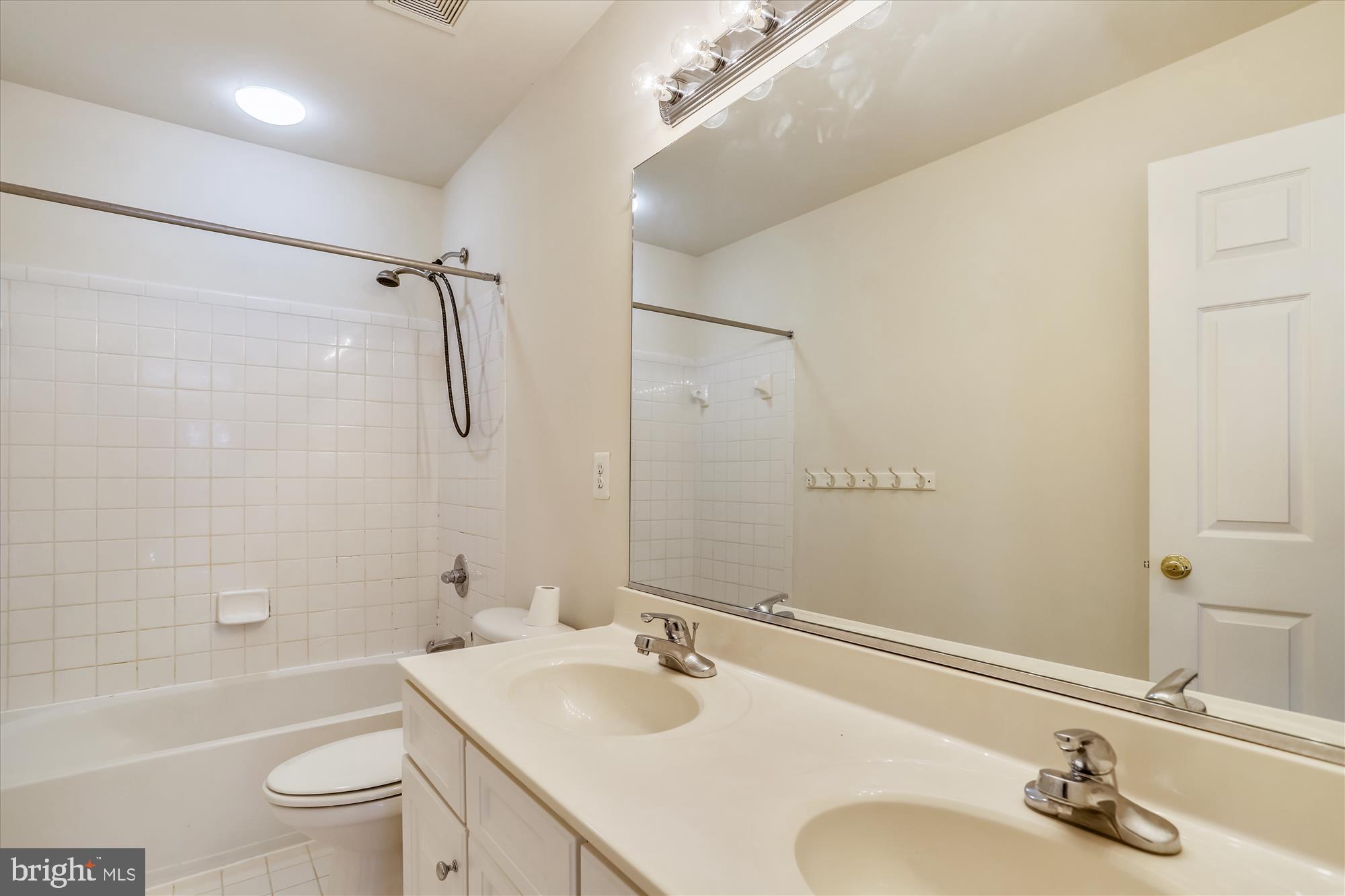 FRANKLIN MEADOWS - Residential