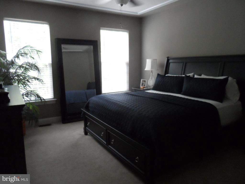 THE VILLAGES OF STEEPLEC - Residential Lease