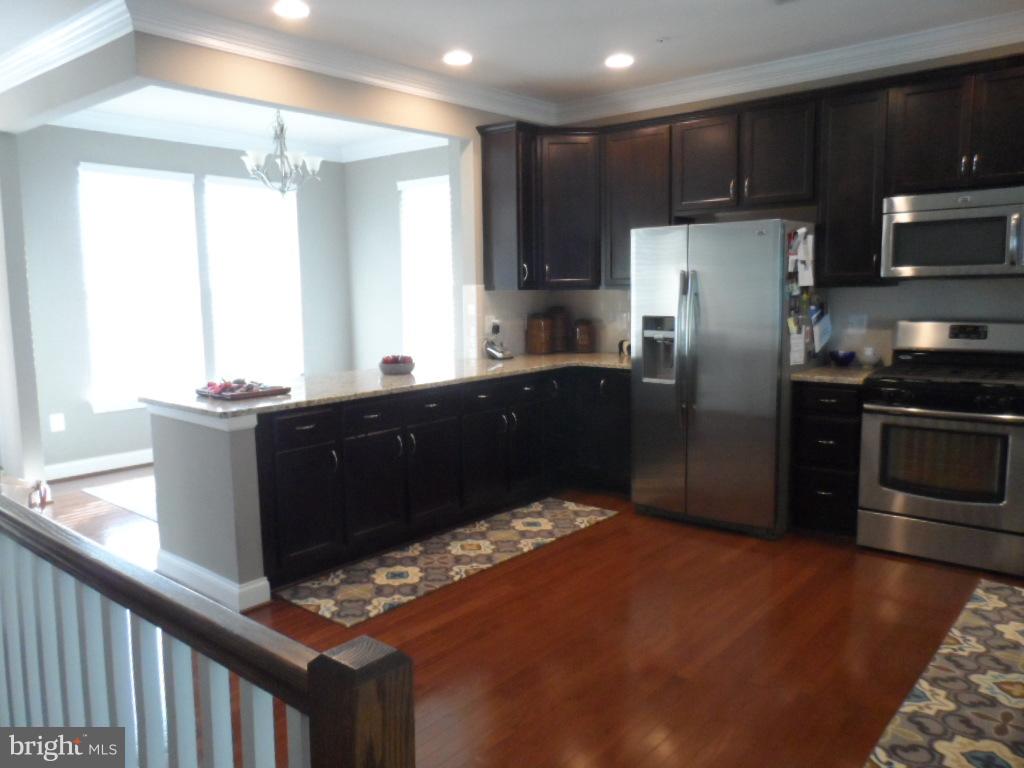 THE VILLAGES OF STEEPLEC - Residential Lease