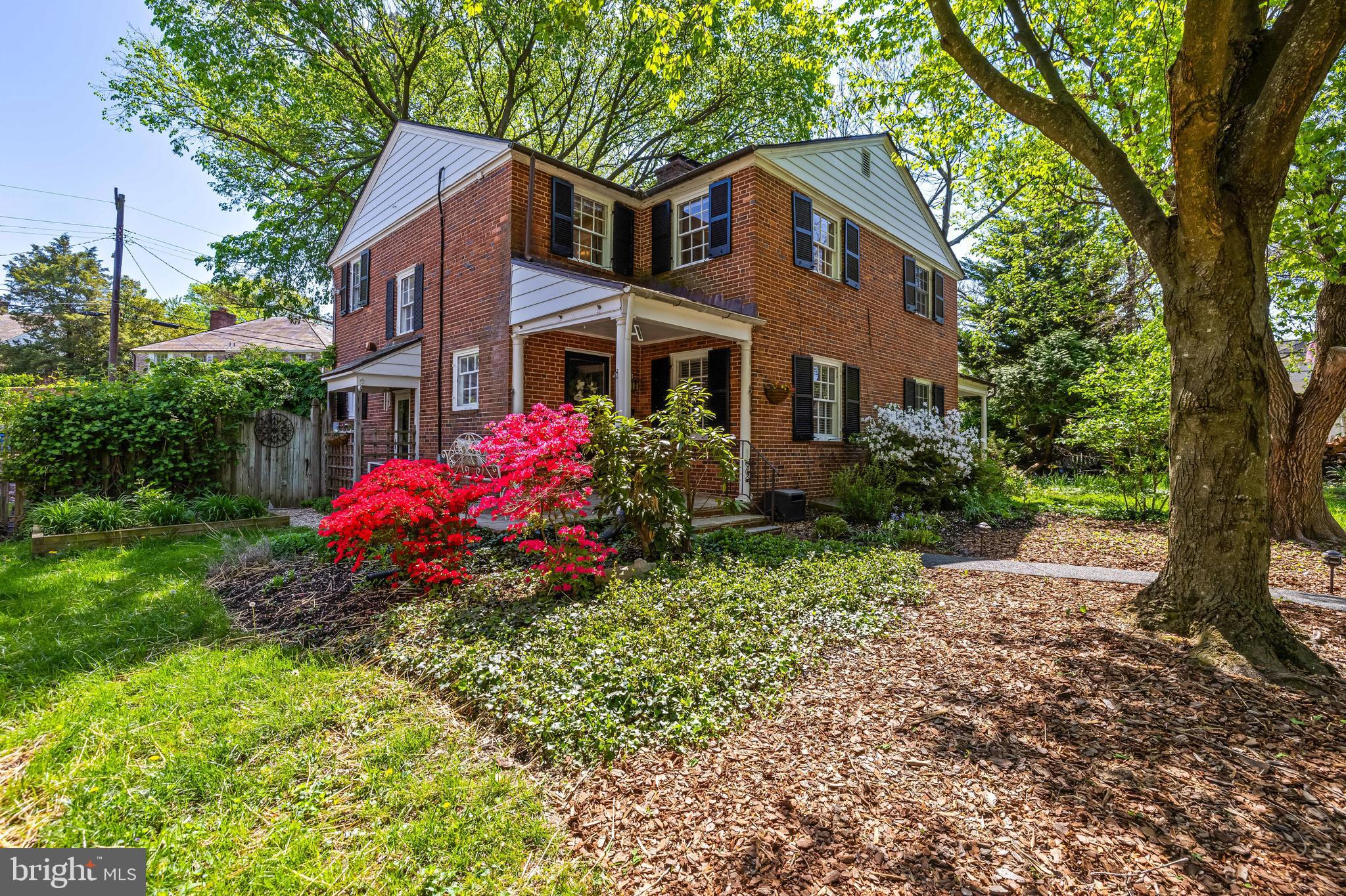 11 SOUTHFIELD PLACE