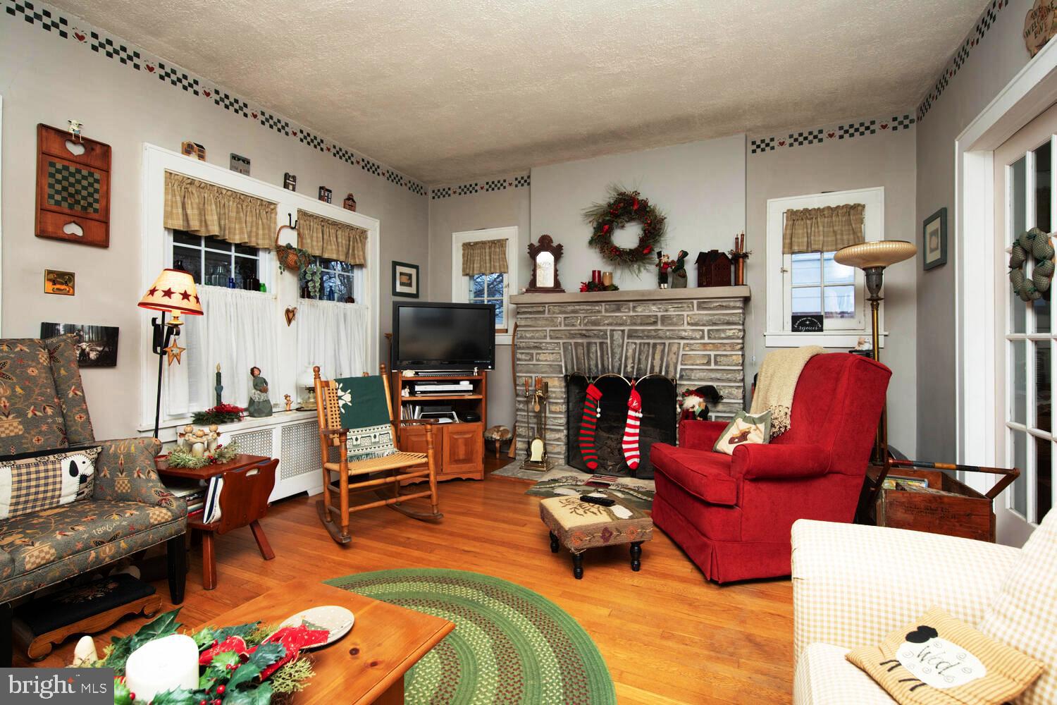 GLENSIDE - Residential