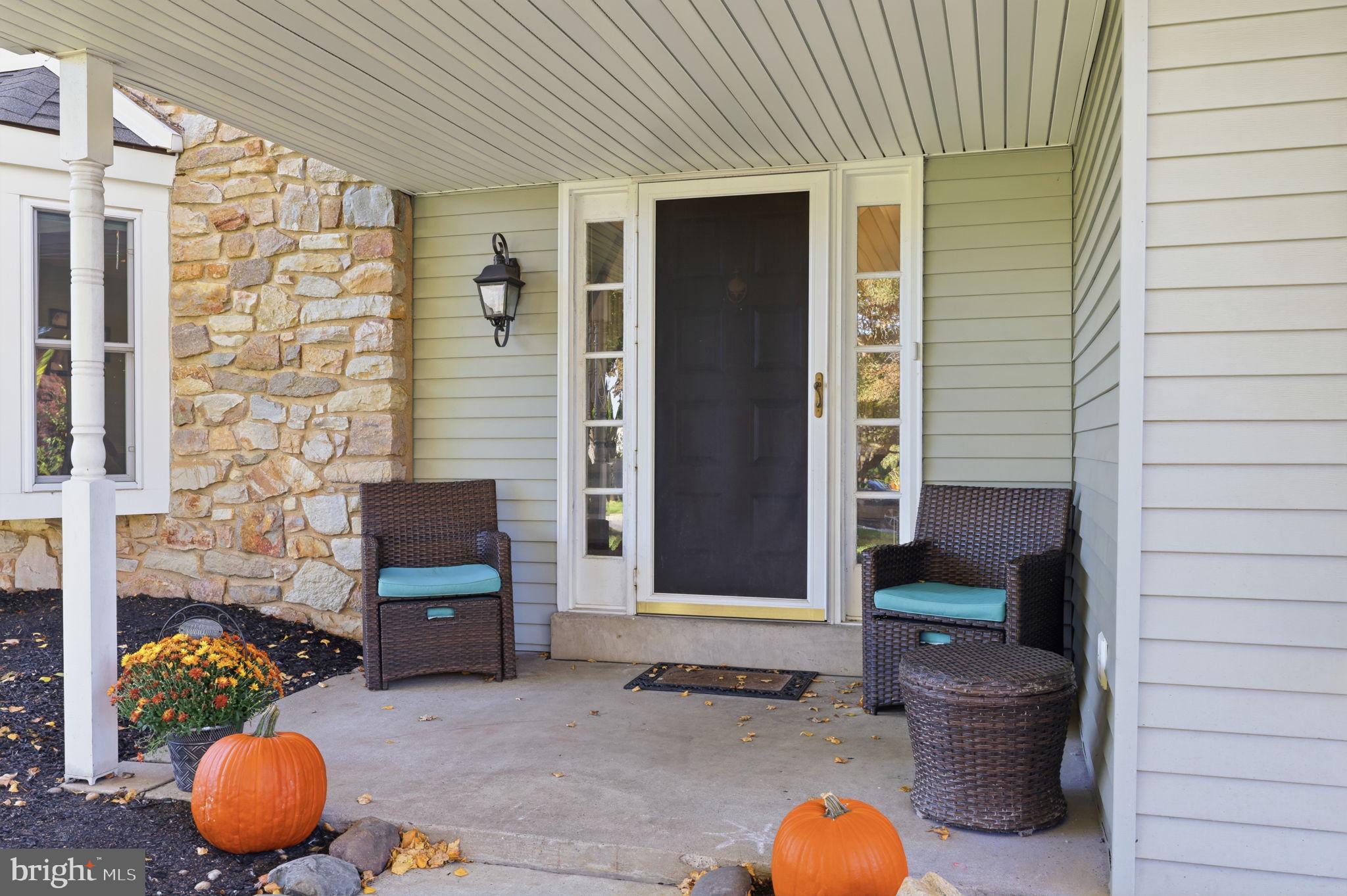 15 WHITE BIRCH LANE