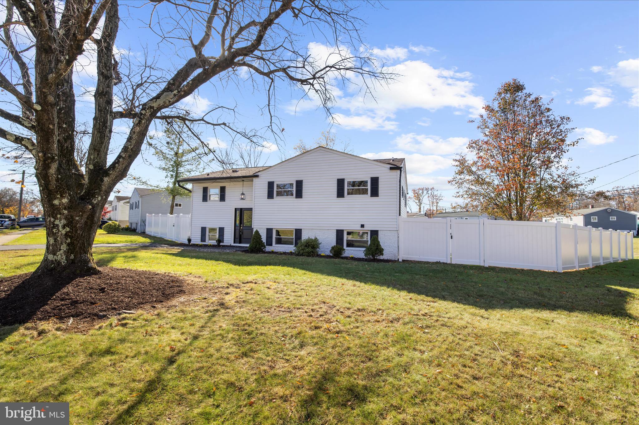 8918 TWIN RIDGE DRIVE