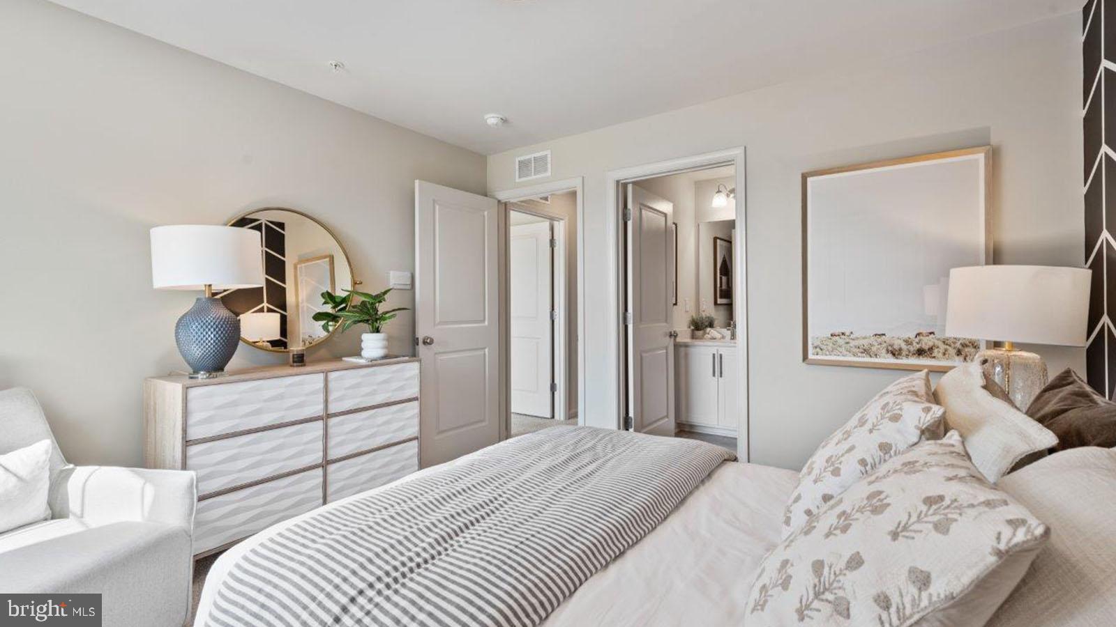 CREEKSIDE ESTATES - Residential