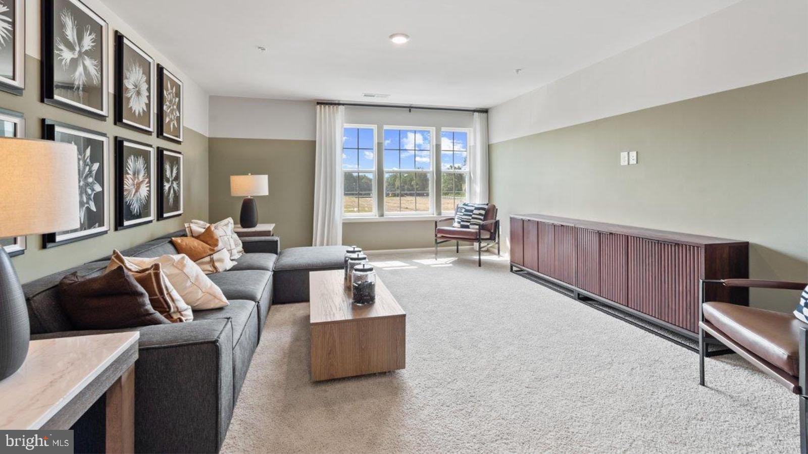 CREEKSIDE ESTATES - Residential