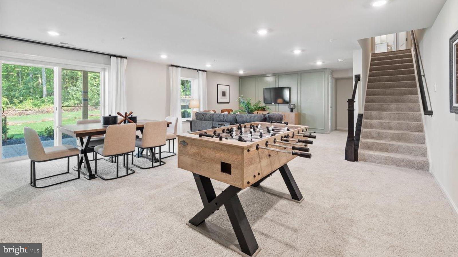 CREEKSIDE ESTATES - Residential