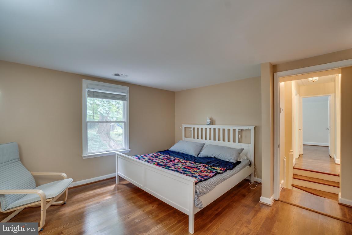 KENSINGTON ESTATES - Residential Lease