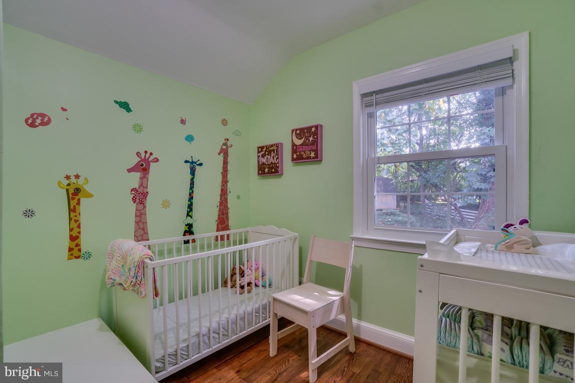 KENSINGTON ESTATES - Residential Lease