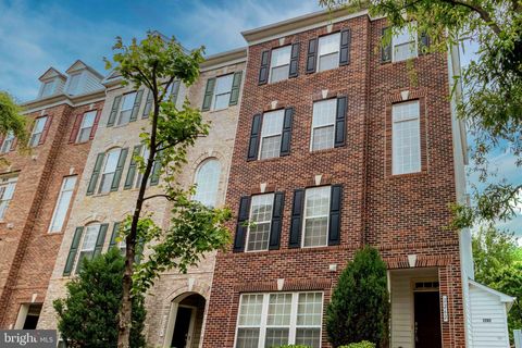 2262 MARGRAF CIRCLE WOODBRIDGE VA 22191
