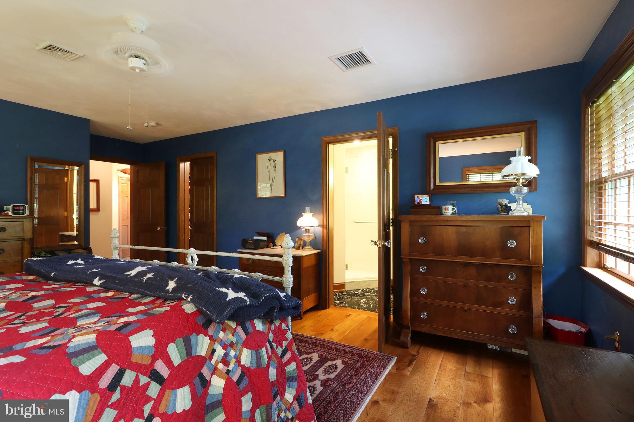 COLLEGE HEIGHTS - Residential