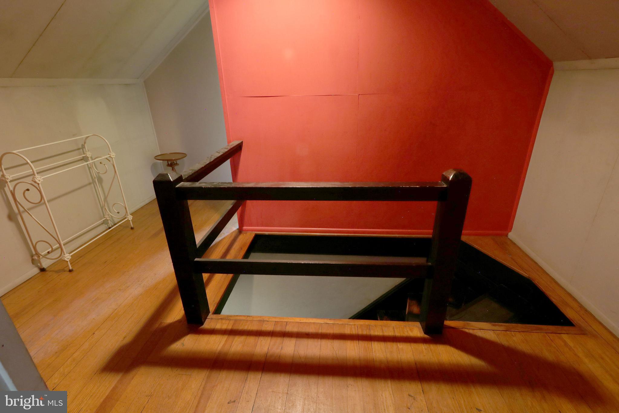 COLLEGE HEIGHTS - Residential