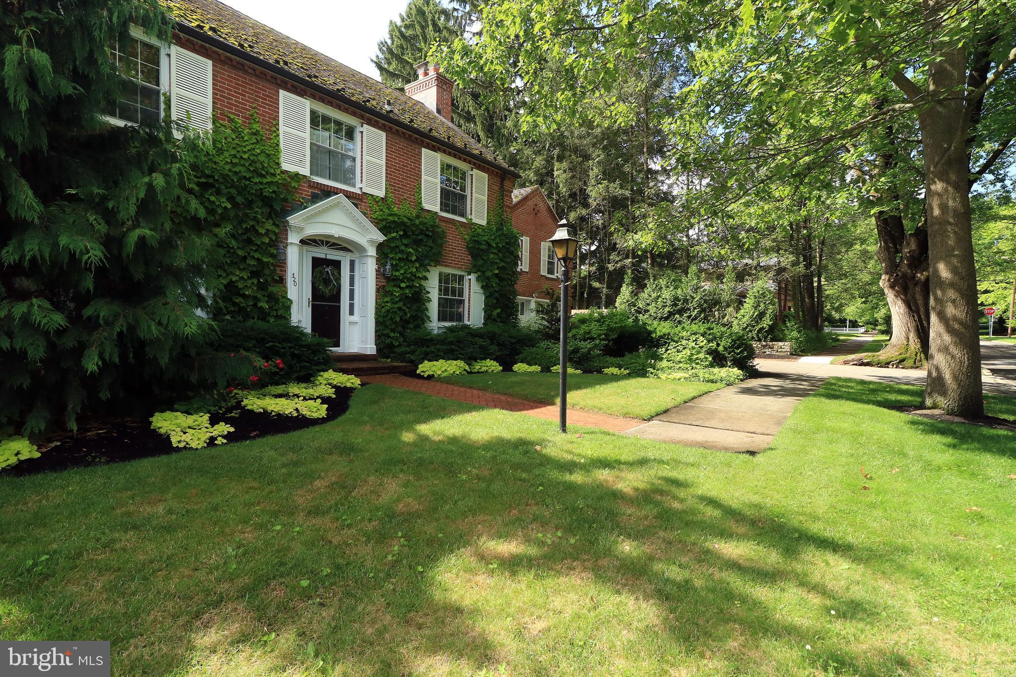 COLLEGE HEIGHTS - Residential