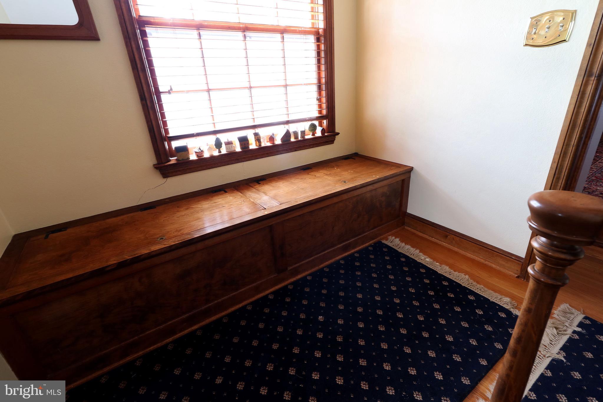 COLLEGE HEIGHTS - Residential