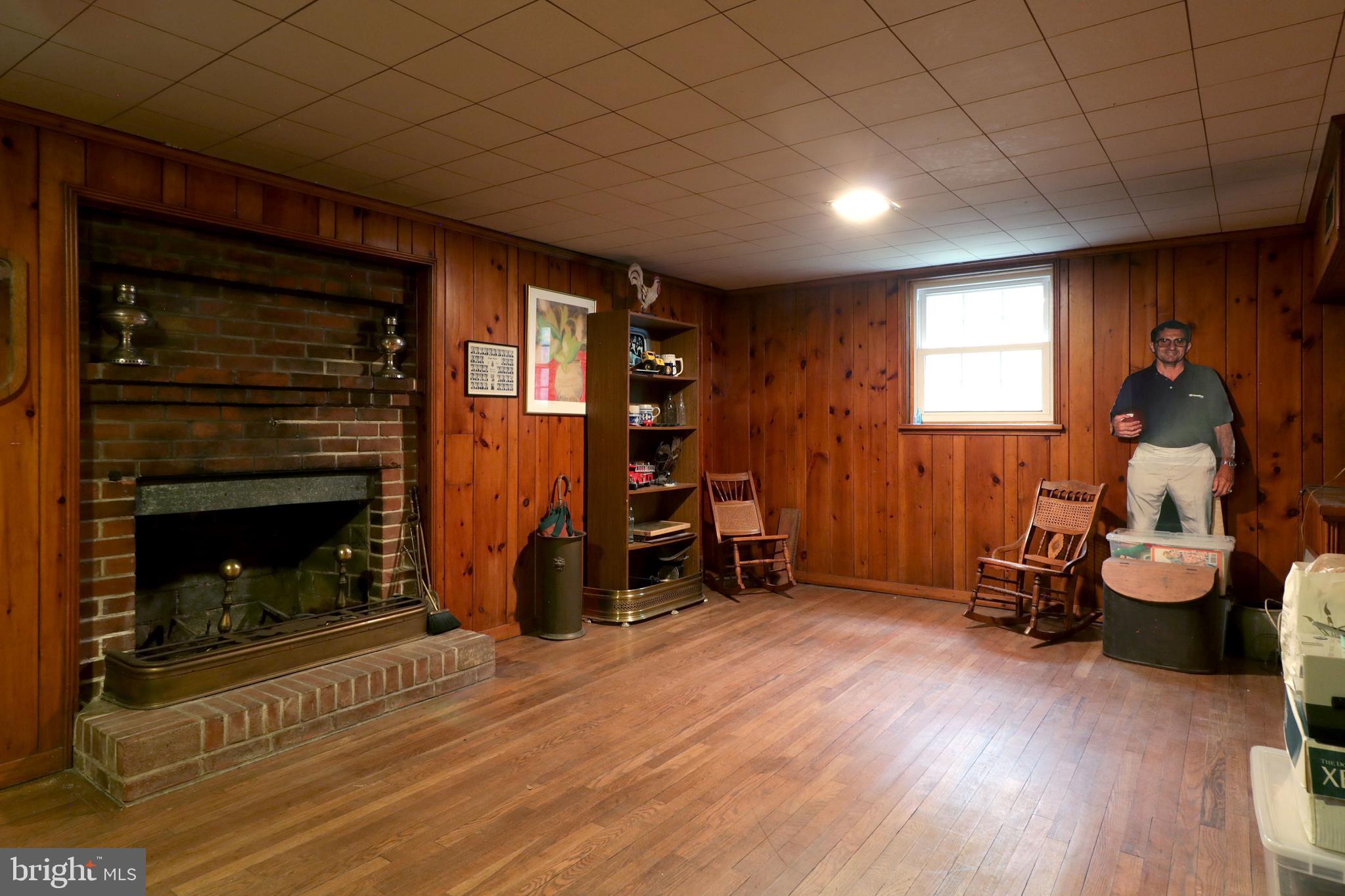 COLLEGE HEIGHTS - Residential