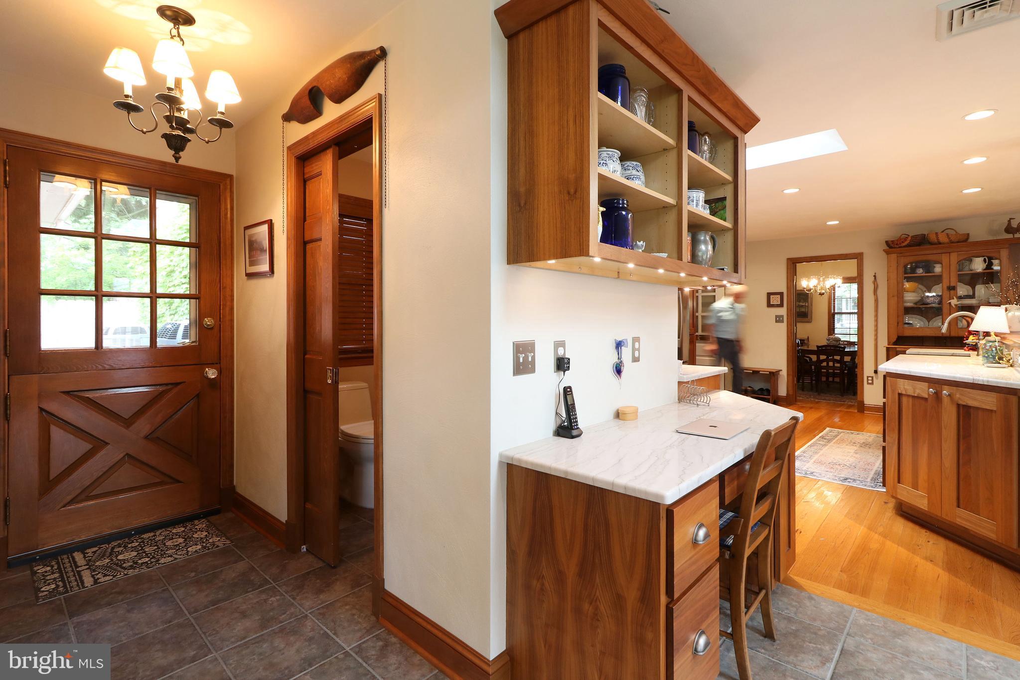 COLLEGE HEIGHTS - Residential