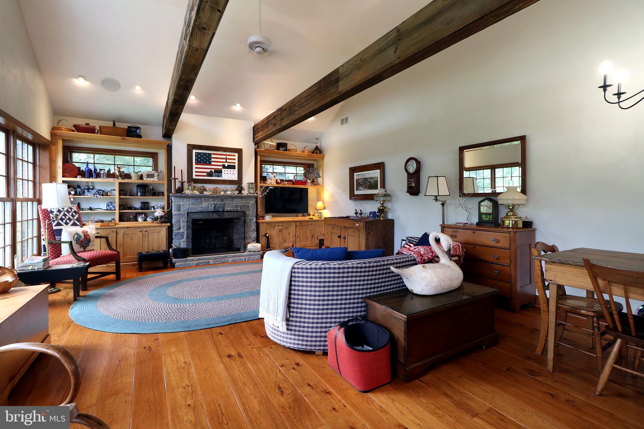 COLLEGE HEIGHTS - Residential