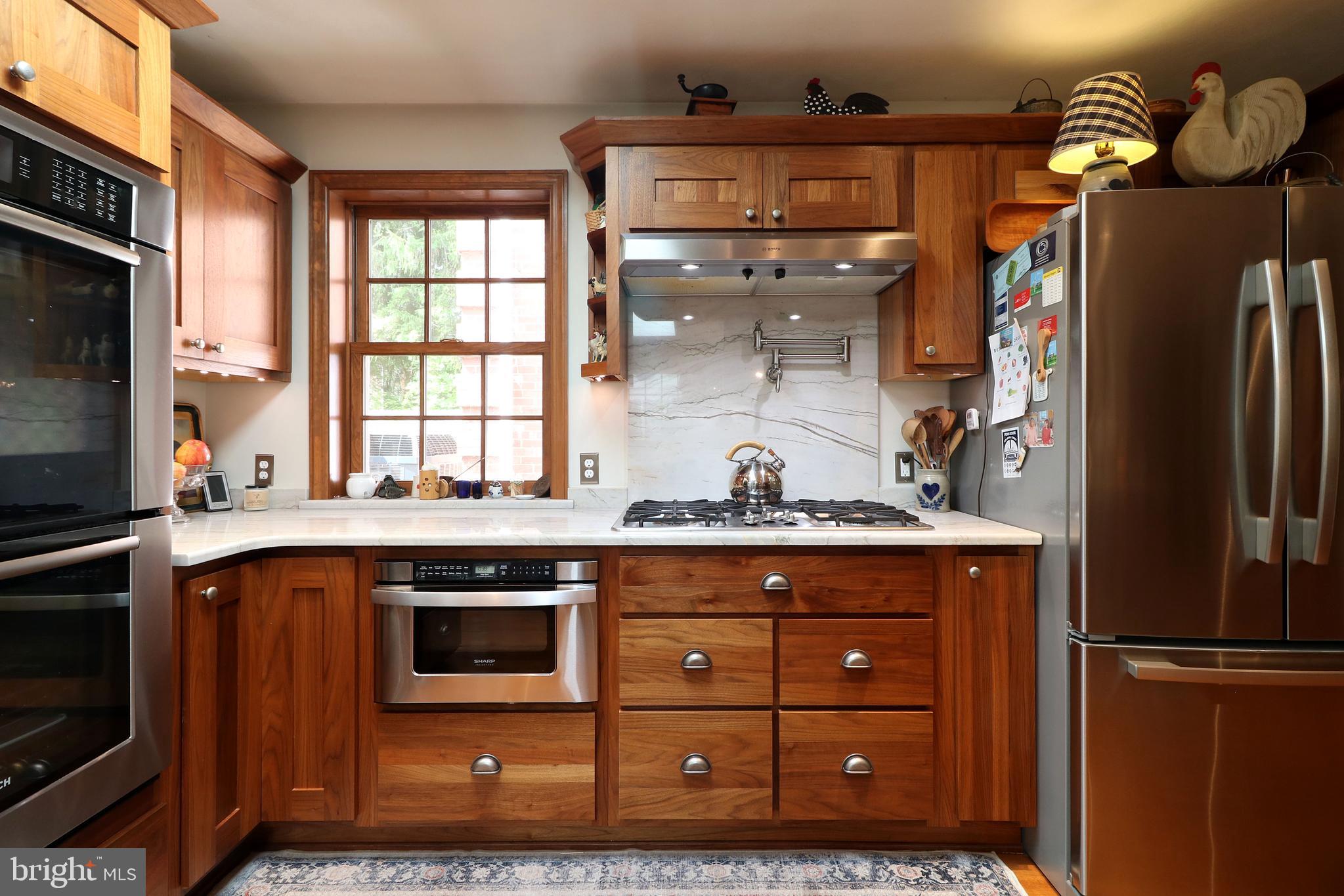 COLLEGE HEIGHTS - Residential