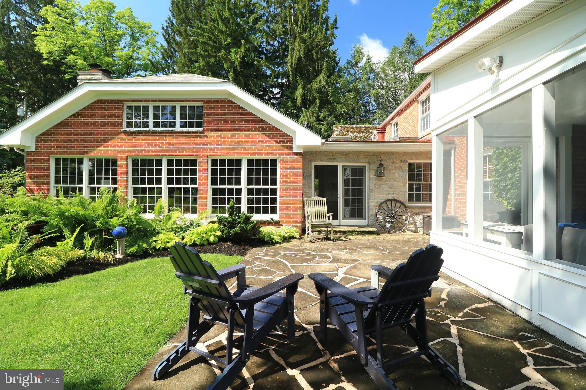 COLLEGE HEIGHTS - Residential