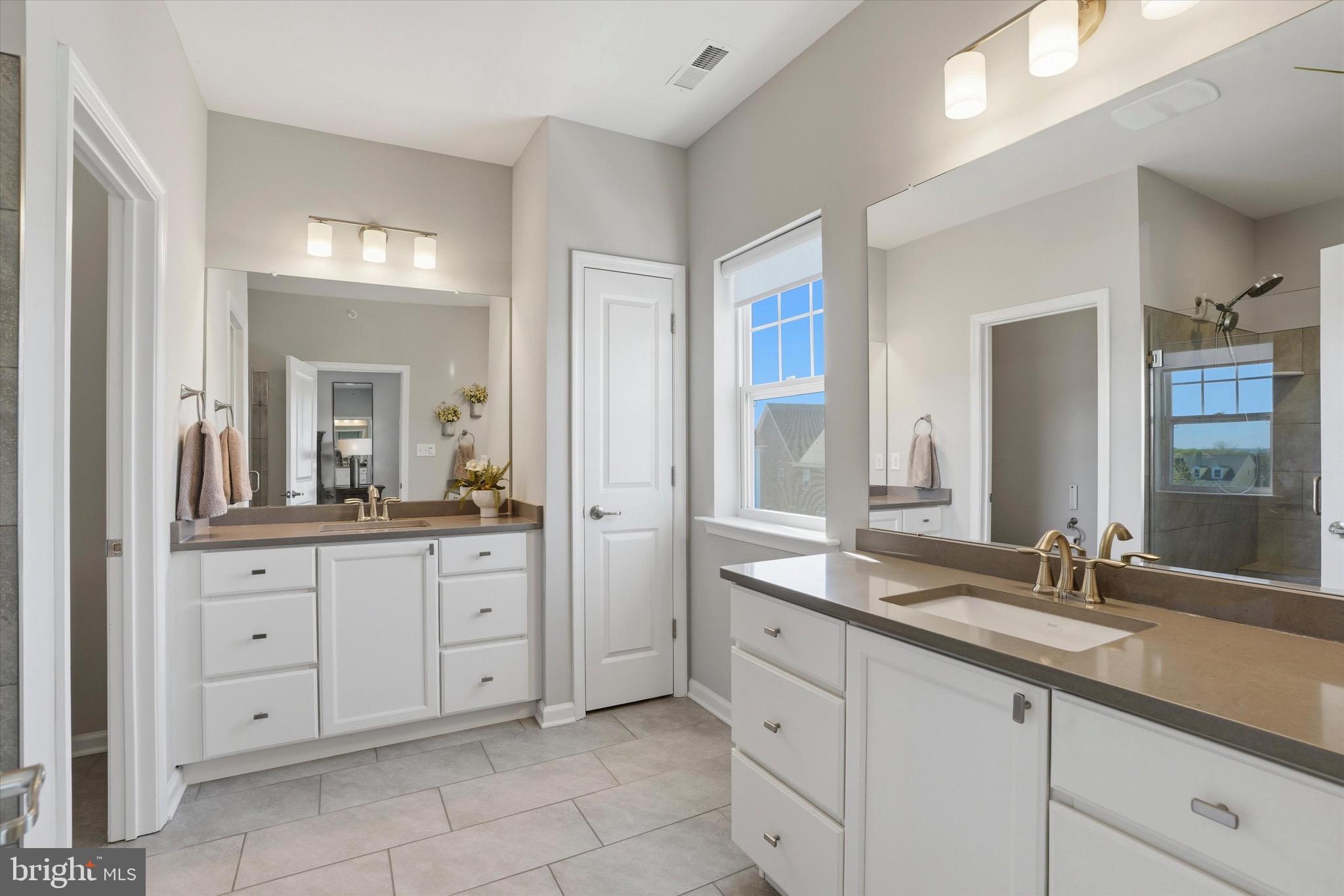 SPRING OAK - Residential