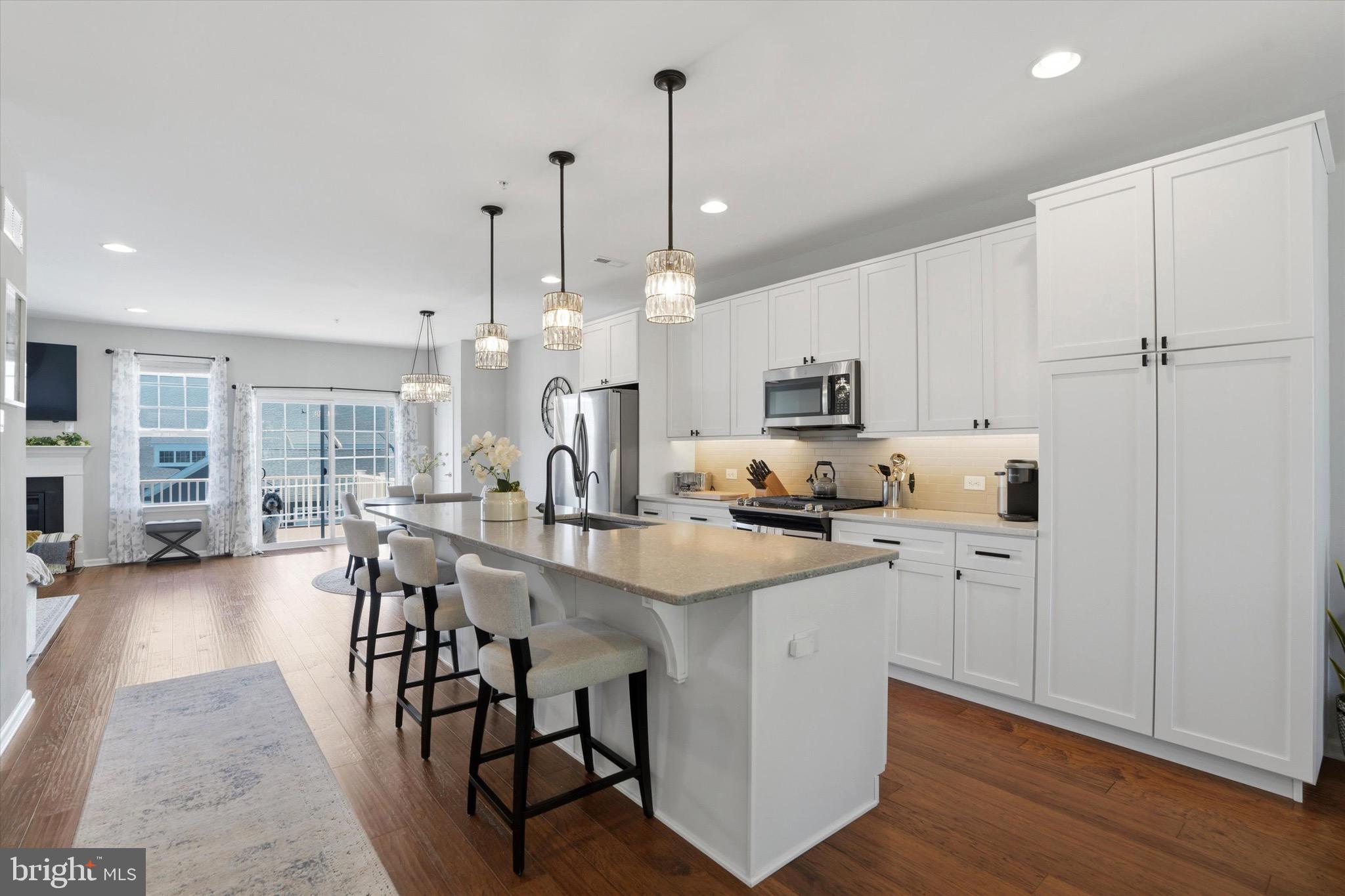 SPRING OAK - Residential