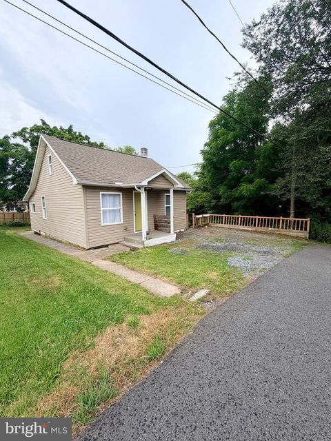 Homes For Sale - 8 Dewey Ave<br/> Lebanon County, LEBANON, PA 17046
