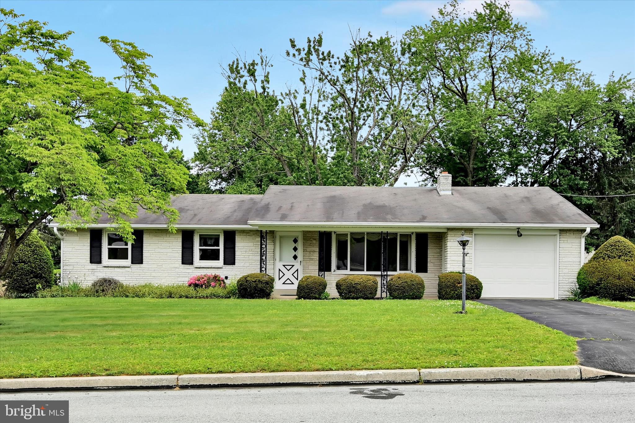 109 SPRUCE STREET