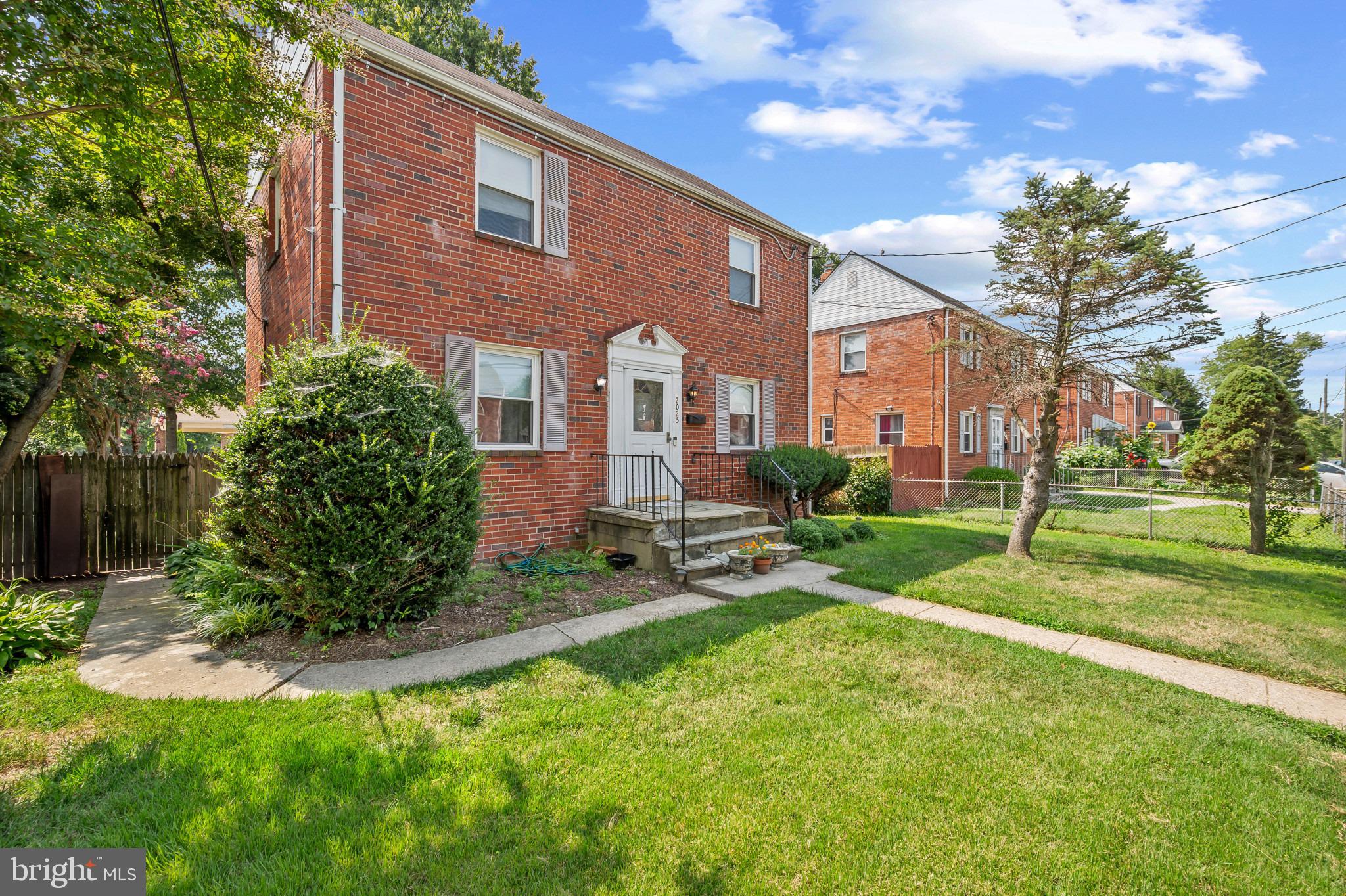 2025 POWHATAN ROAD