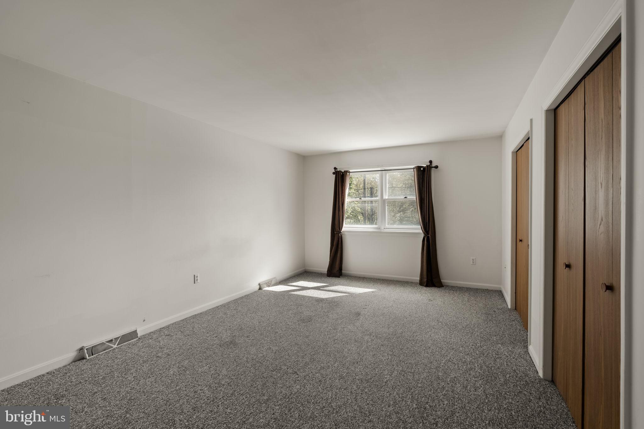 NEW HOLLAND BOROUGH - Residential