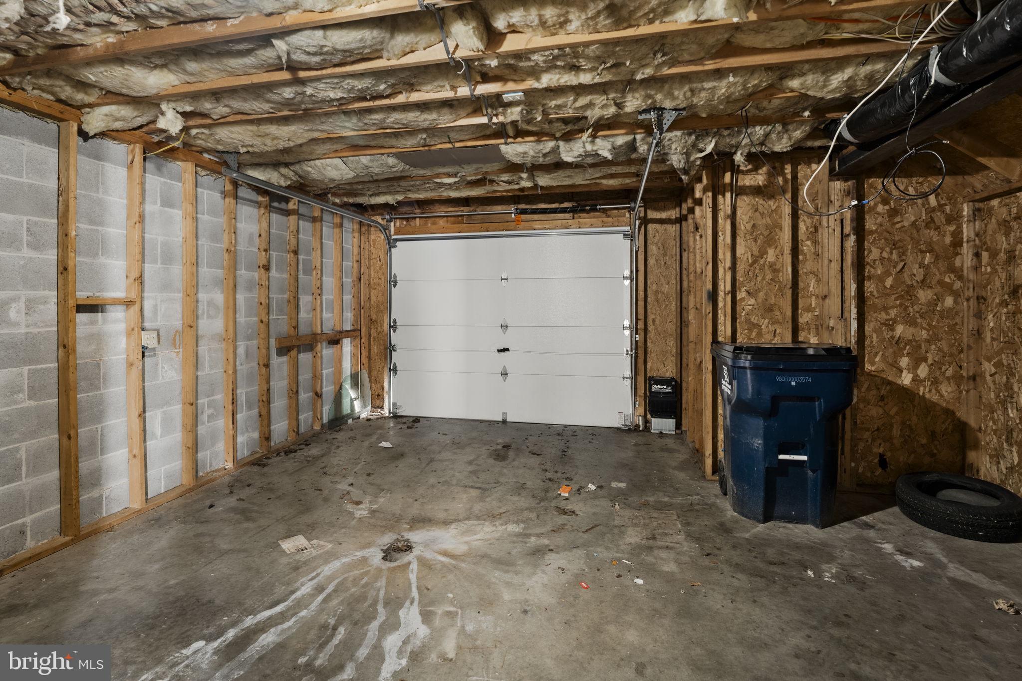 NEW HOLLAND BOROUGH - Residential