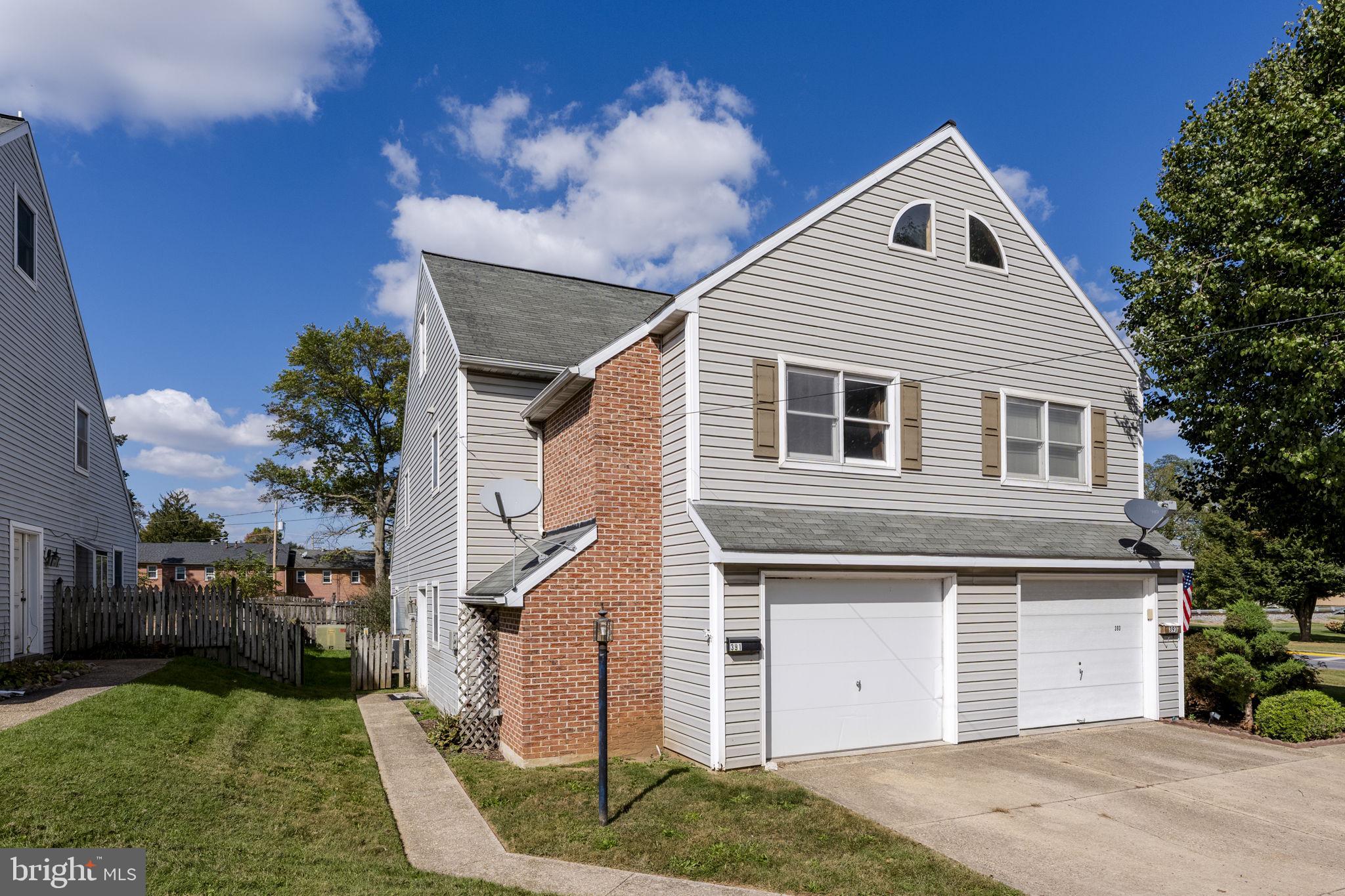 NEW HOLLAND BOROUGH - Residential