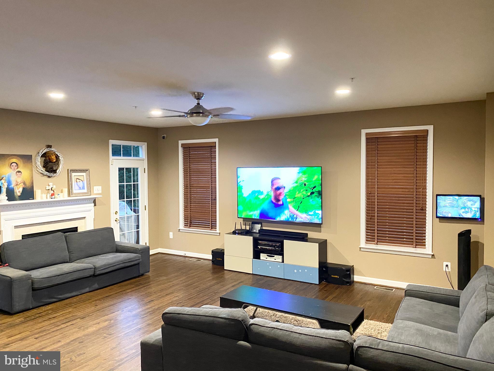 HIGHLANDS AT CLARKSBURG - Residential